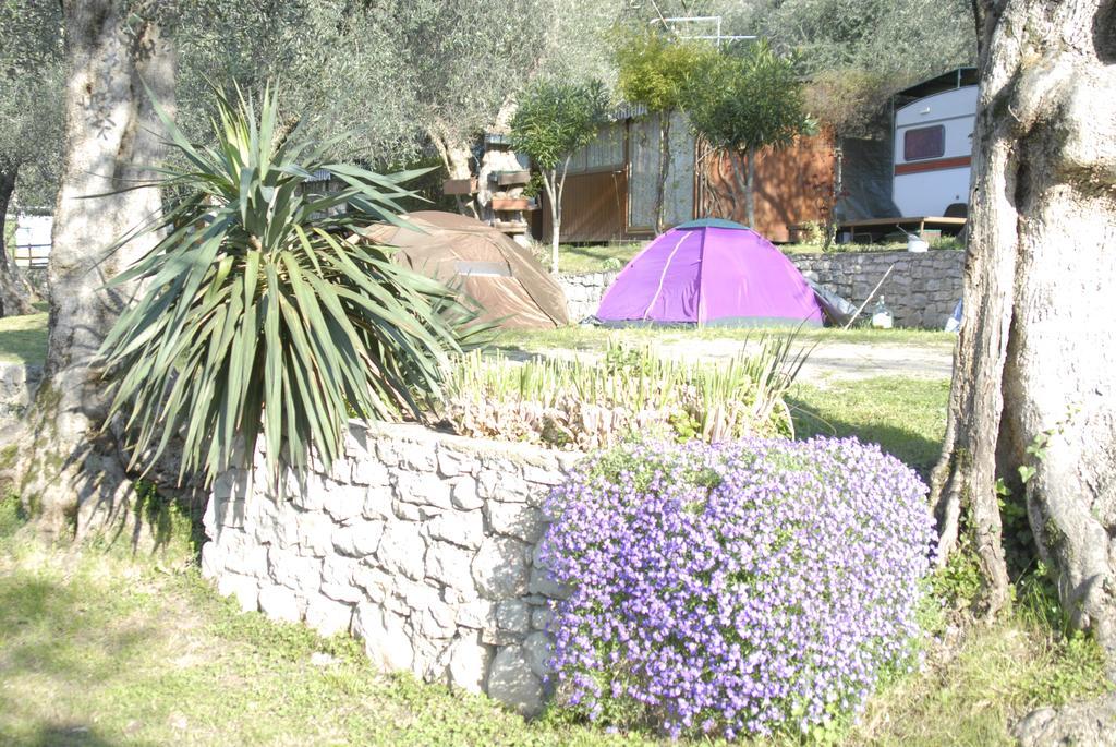 Camping Monja Otel Brenzone sul Garda Dış mekan fotoğraf